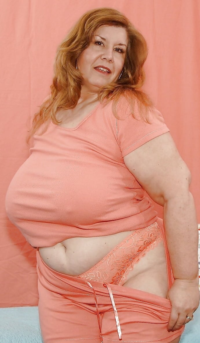 Curvy Sharon