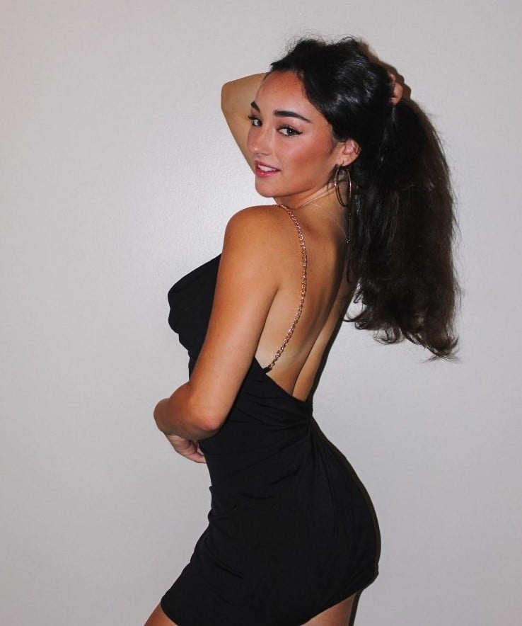 Elena Arenas