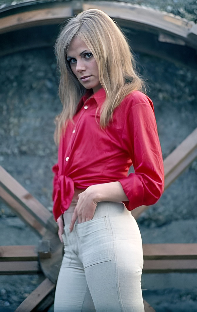 Eva Kostolanyiova