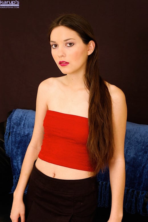 Larisa Fox