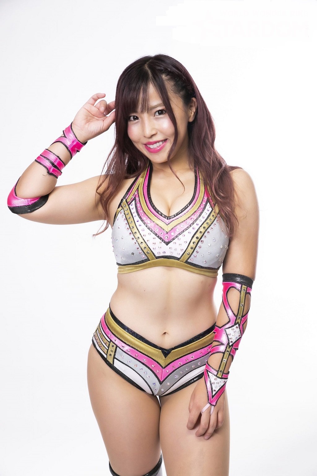 Mina Shirakawa